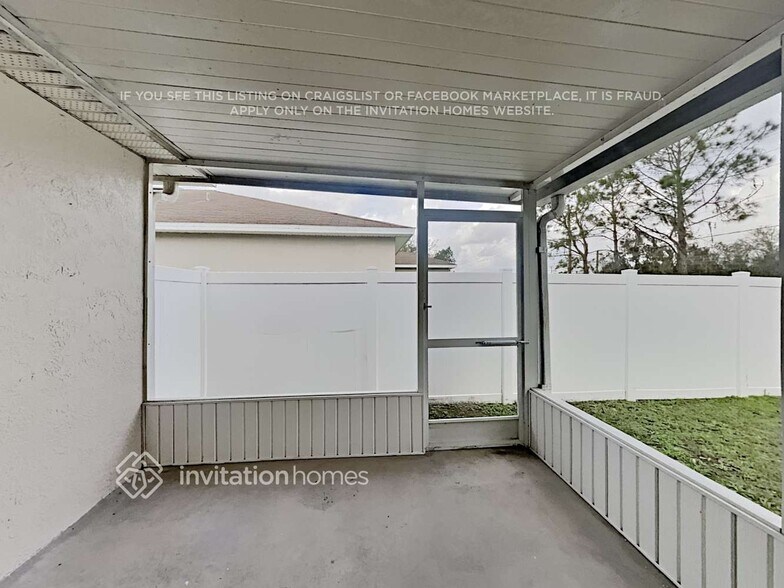 Building Photo - 2232 Blackwood Dr