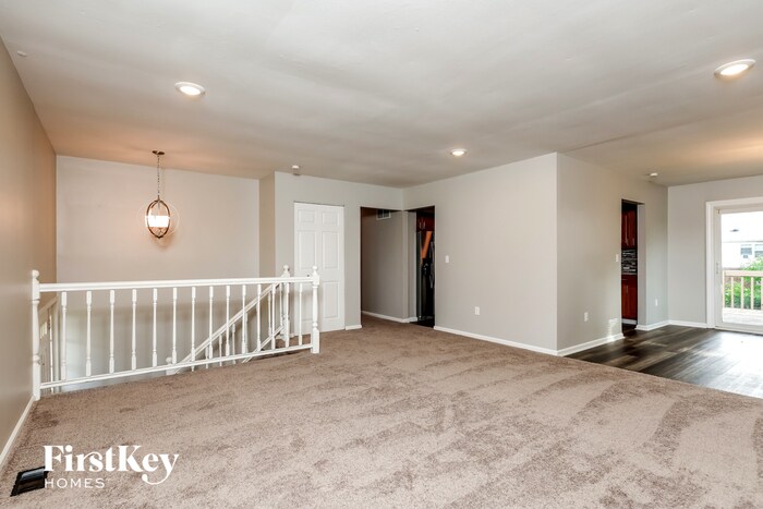 Building Photo - 4287 Honeybrook Ave