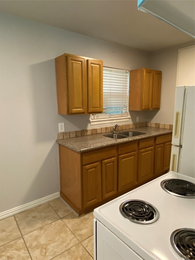 Building Photo - 311 S 3rd St