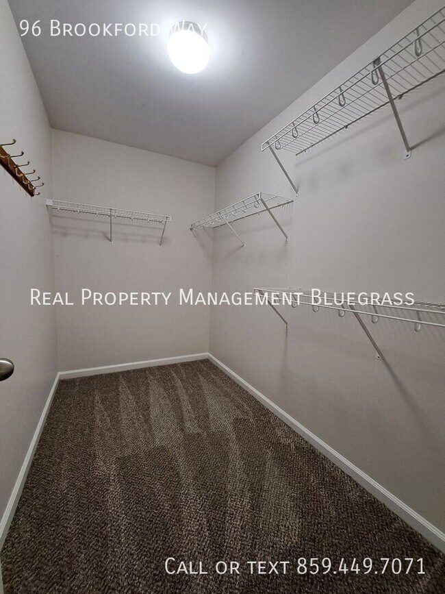 Building Photo - 96 Brookford Way