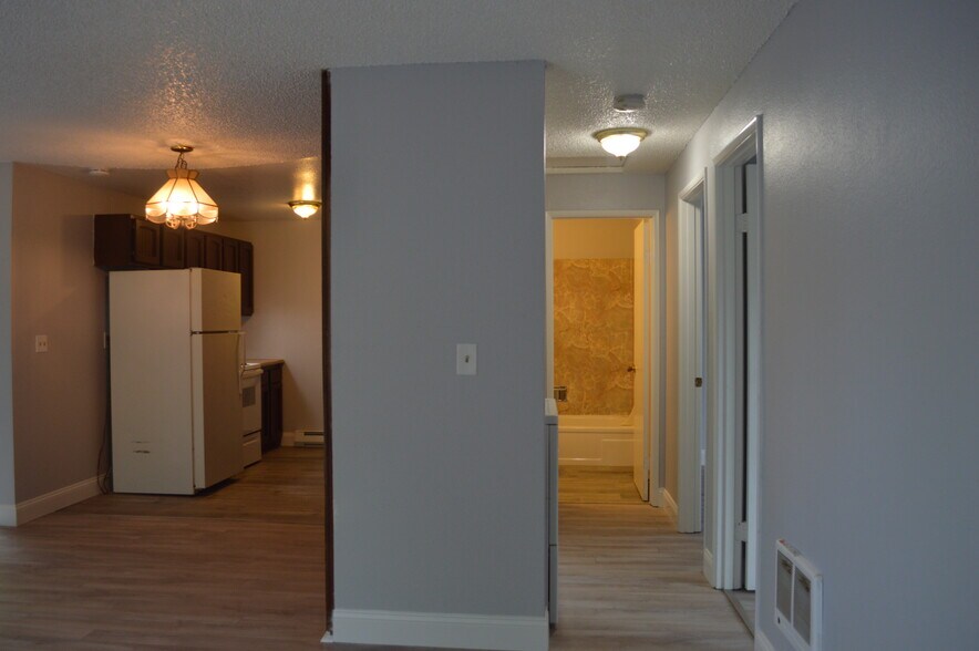 Building Photo - 12455 Gingham SW Ln