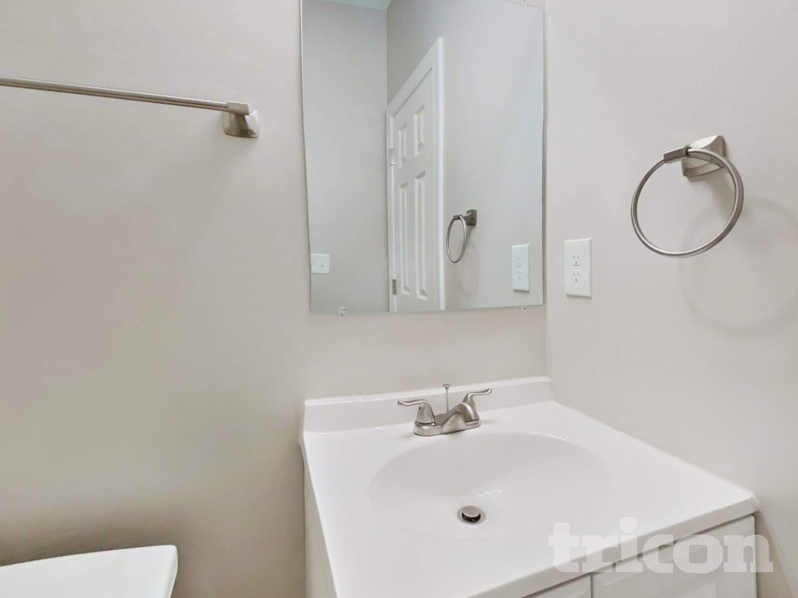 Building Photo - 6107 Tesh Ct