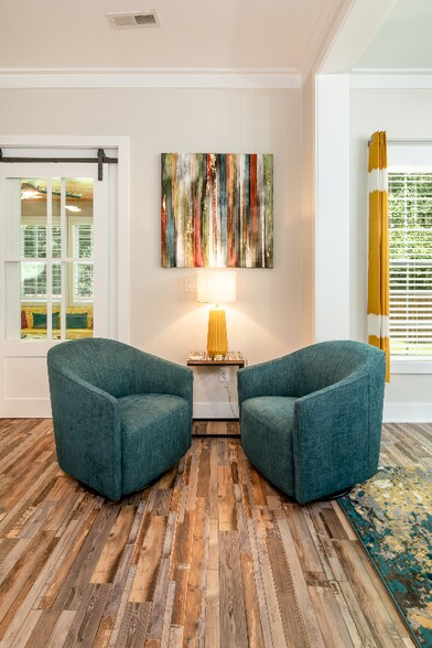 Building Photo - 1732 Waterbrook Dr