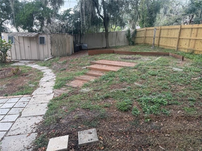 Building Photo - 1796 Bloxam Ave