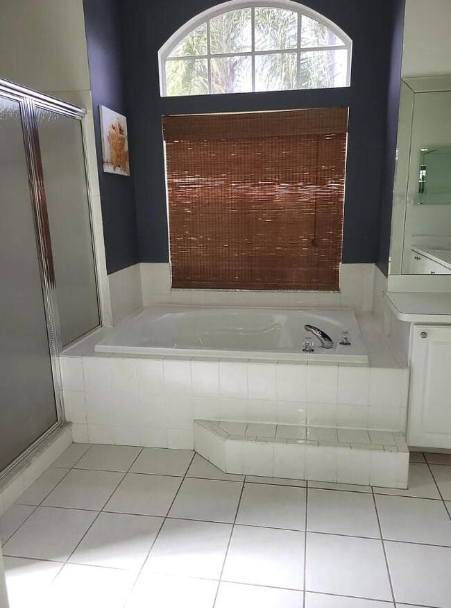 Building Photo - 7748 Burnet Ln