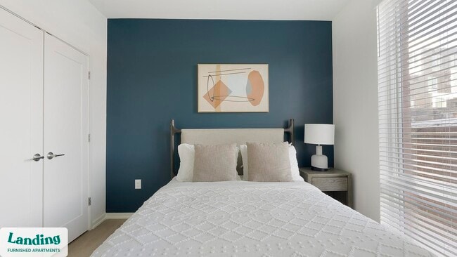 Building Photo - 815 Madison St