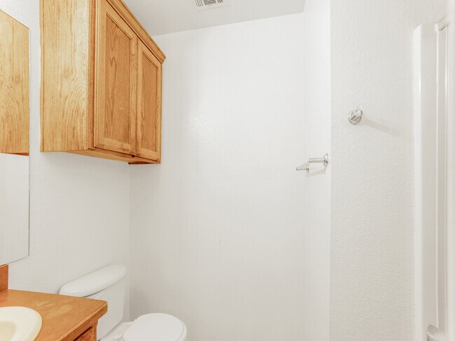 Building Photo - 313 Isbell Rd