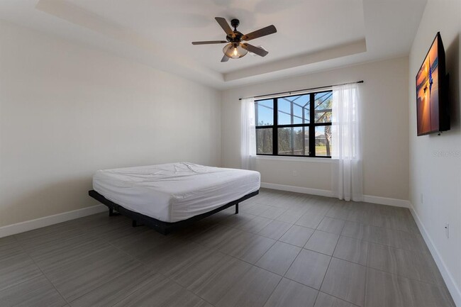 Building Photo - 712 Sigsbee Loop