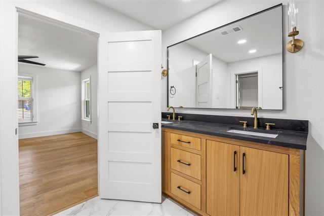 Building Photo - 6746 Braeburn Dr