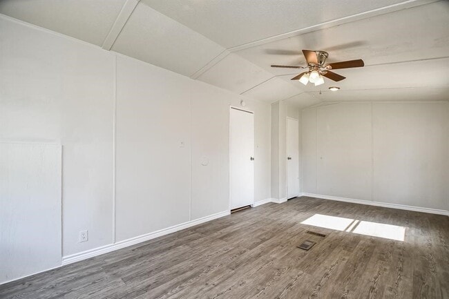 Building Photo - 12579 Roy Harris Loop