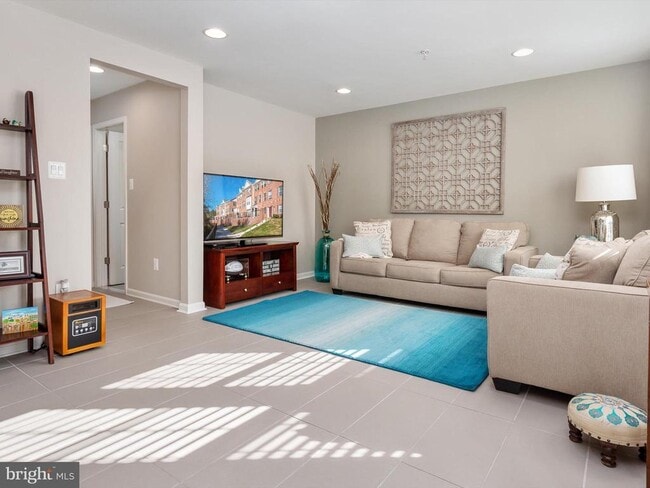 Building Photo - 1047 Ironwood Ln