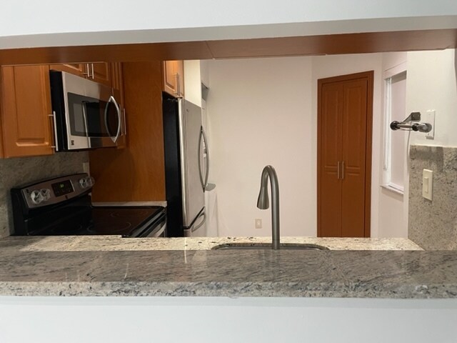 Building Photo - 9153 SW 141st Pl