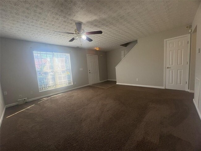 Building Photo - 5863 Strathmoor Manor Cir