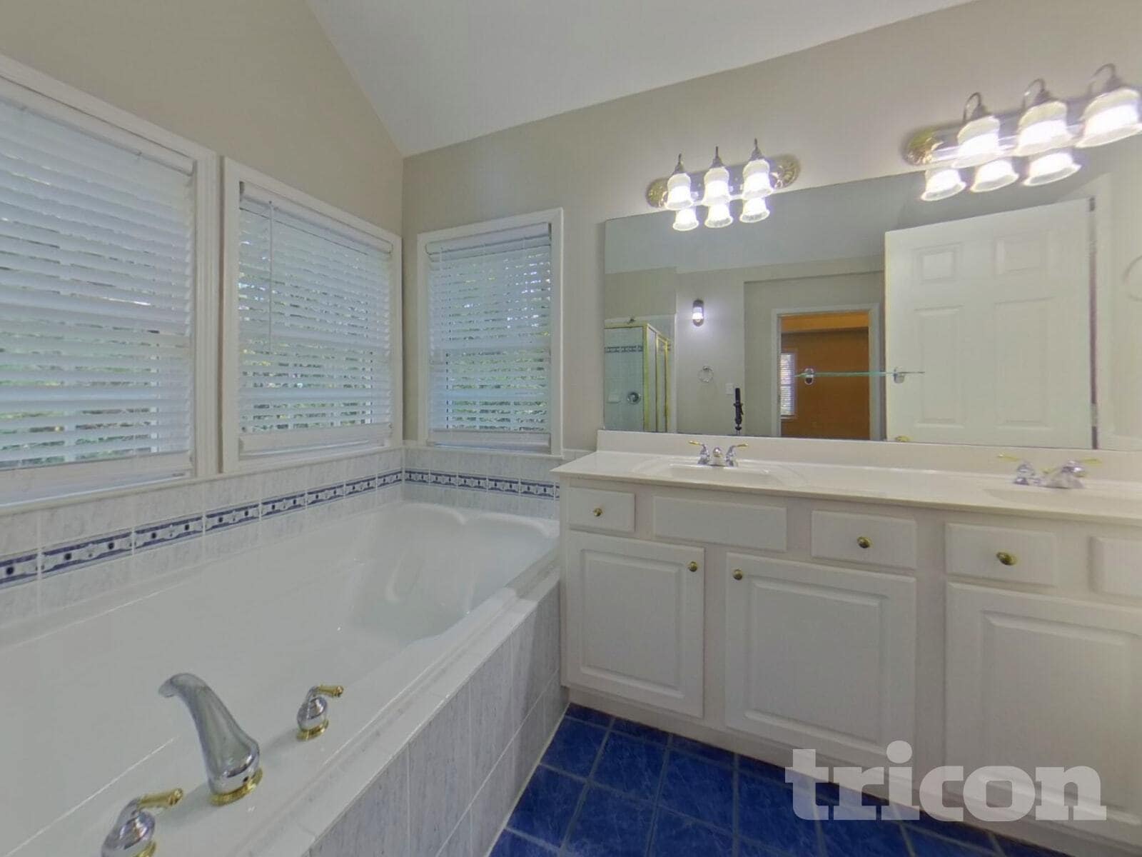 Building Photo - 2417 Battle Dr