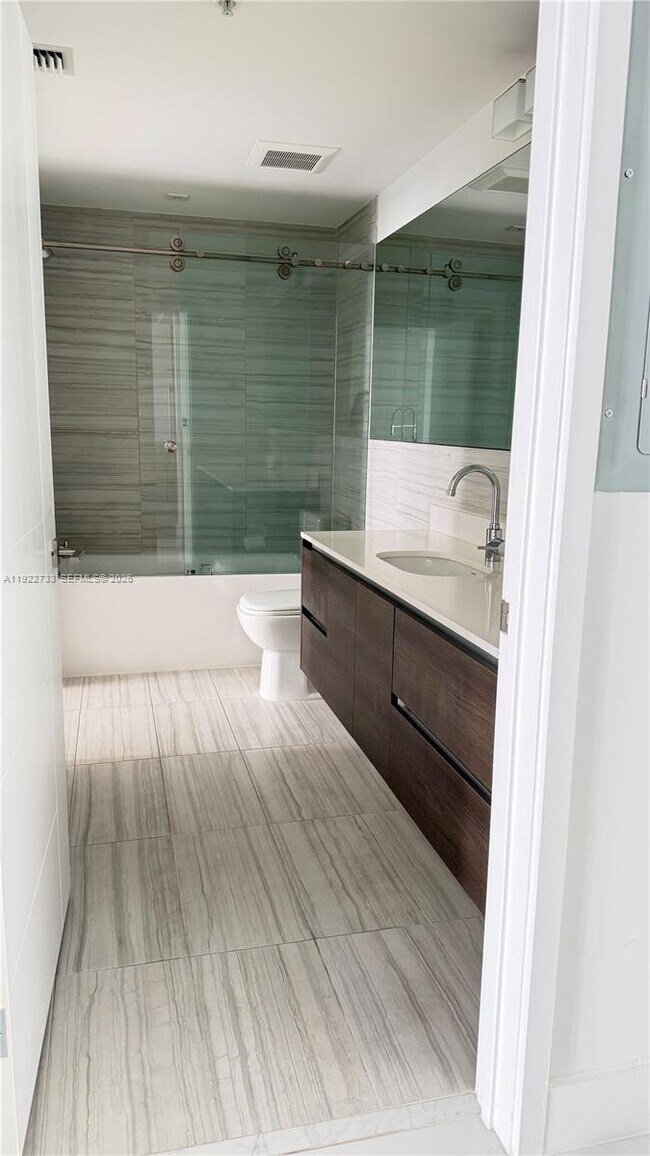 Building Photo - 301 Altara Ave