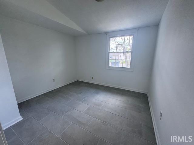 Building Photo - 3001 N Westwood Rd