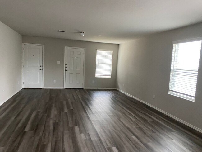 Building Photo - 8914 Lamus Wheel