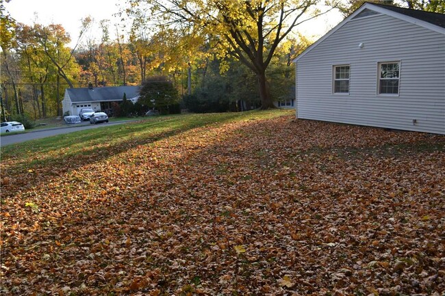 Building Photo - 57 Hazelton Cir