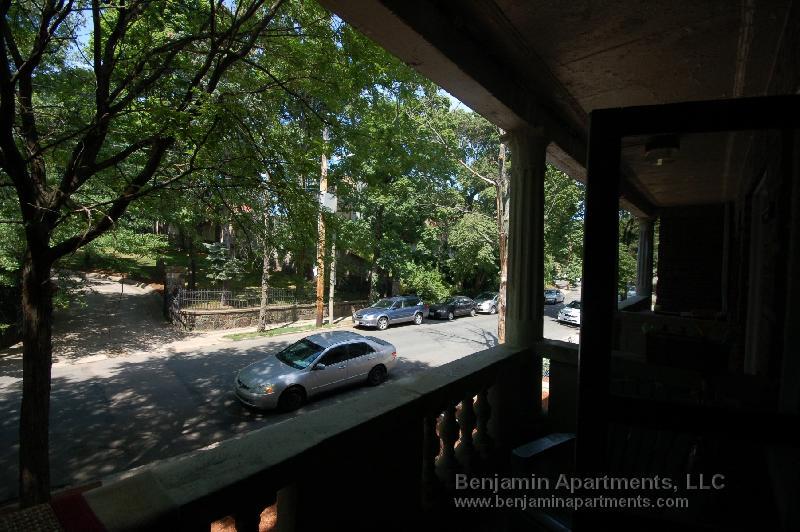 Building Photo - 15 Egremont Rd