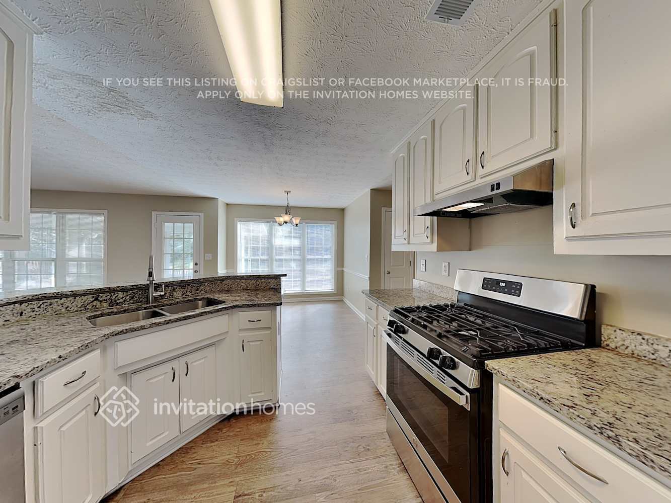 Building Photo - 1042 Simon Park Cir