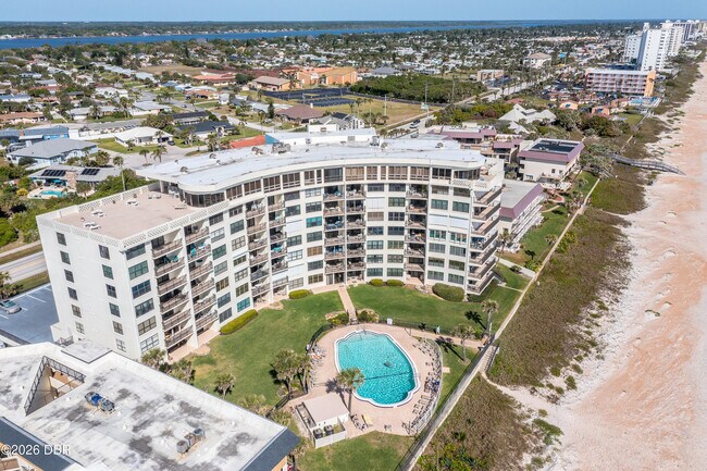 Building Photo - 915 Ocean Shore Blvd