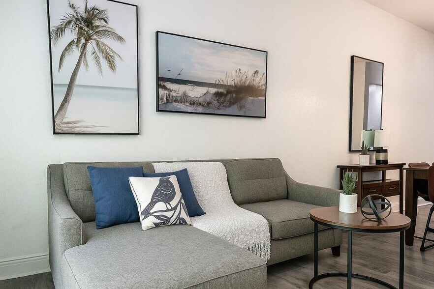 Building Photo - 2221 San Vittorino Cir