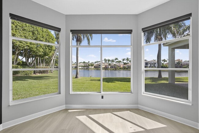 Building Photo - 2162 Stotesbury Way