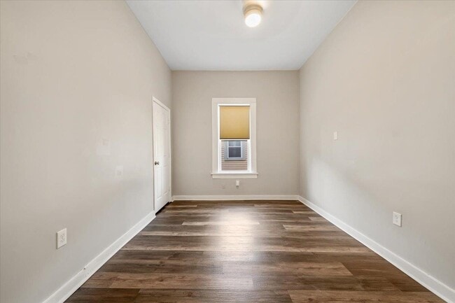 Building Photo - 2046 Courtland Pl