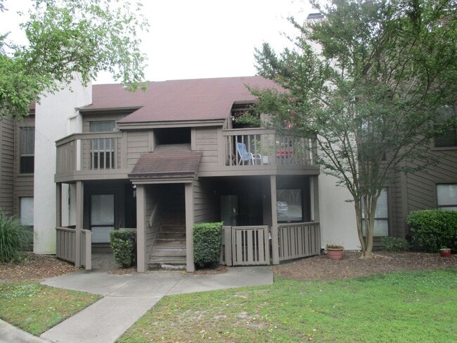 Primary Photo - 2 Bedroom Condo in Deerwood Knoll