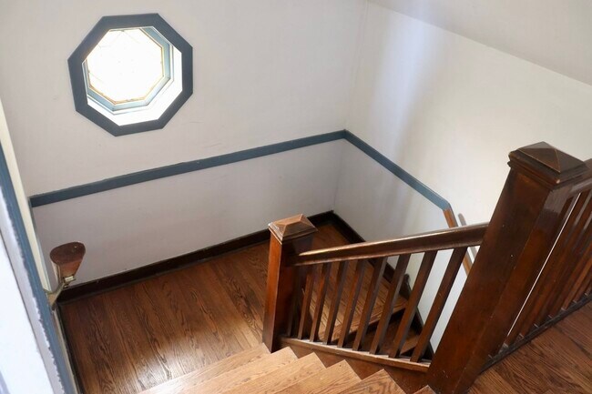 Building Photo - 5938 W 64th St