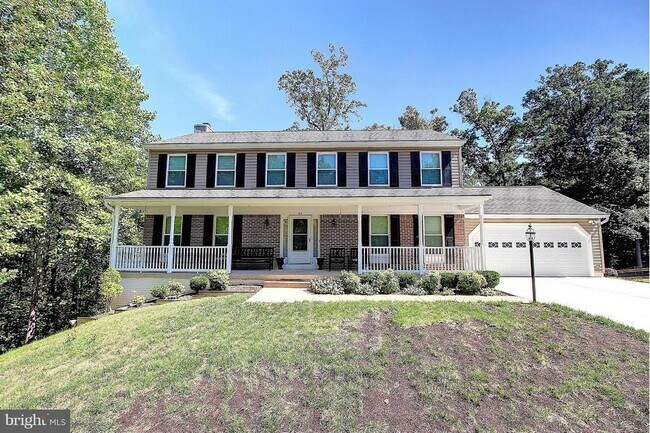 Building Photo - 66 Larkwood Ct