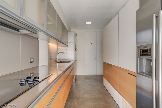 Building Photo - 3722 S Las Vegas Blvd