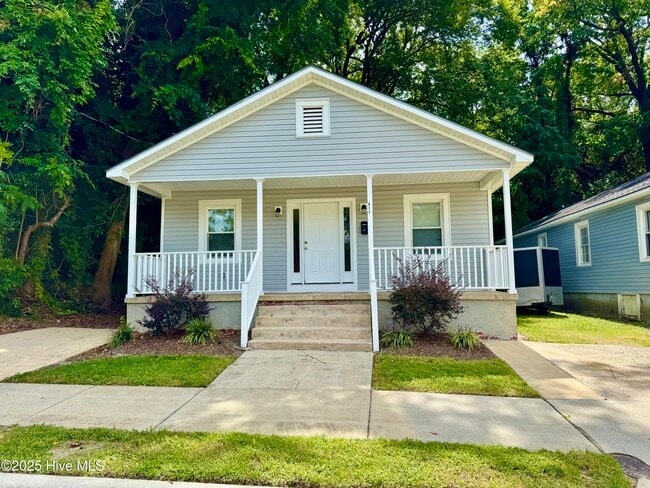 Primary Photo - 411 W 3rd St