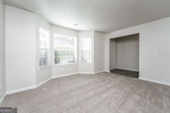 Building Photo - 4547 Carriage Park Dr