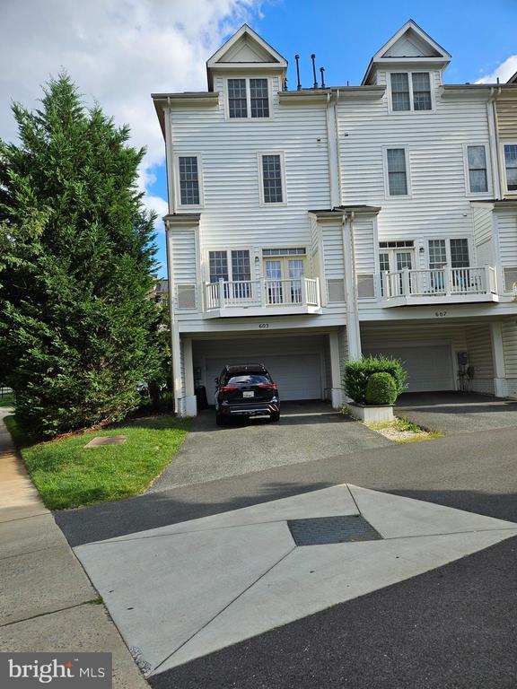 Primary Photo - 603 Eden Pl