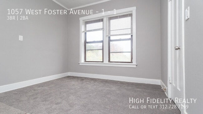 Building Photo - 1057 W Foster Ave