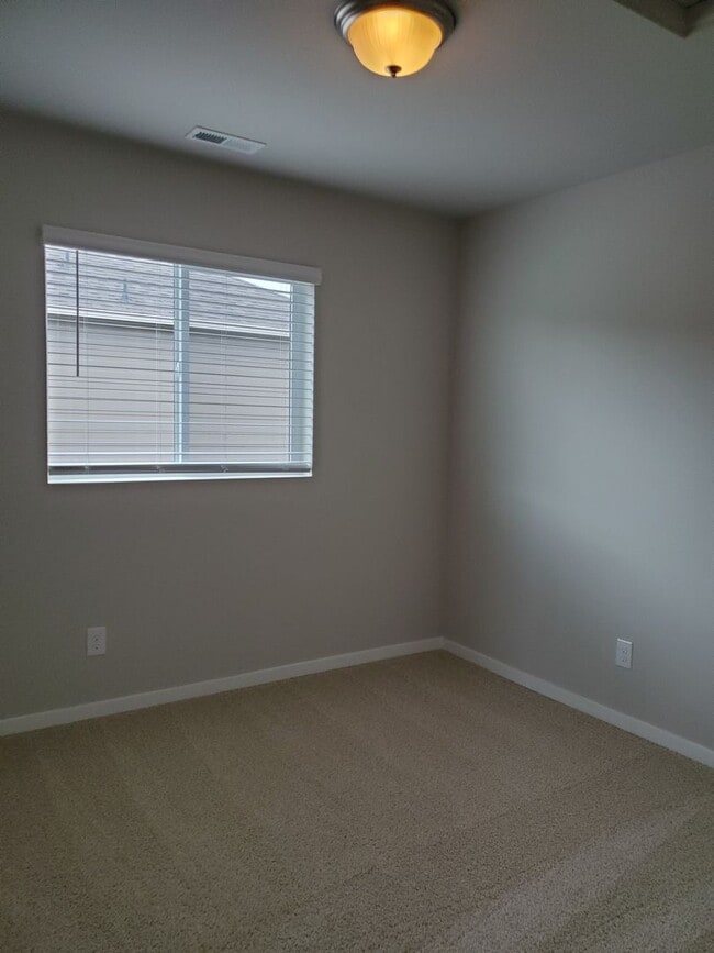Building Photo - Beautiful home in excellent location!!!