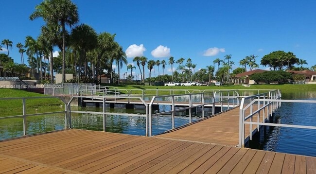 Building Photo - 6654 NW 173rd Ln