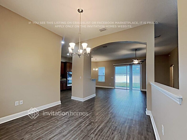 Building Photo - 4518 Song Sparrow Dr