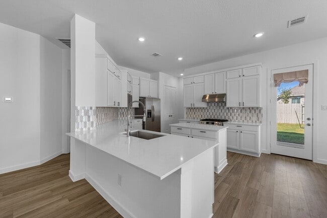 Building Photo - 2323 Hazel Berry St