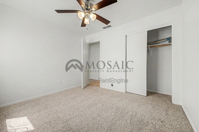 Building Photo - 8359 W Bluefield Ave