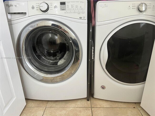 Building Photo - 12406 NW 7th Ln