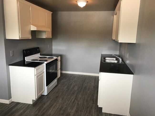 Building Photo - 3525 NW 50th St