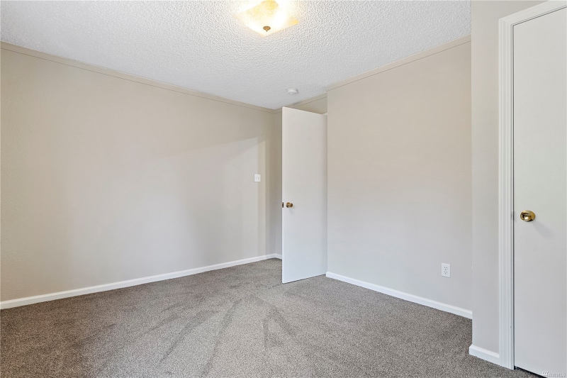 Building Photo - 5459 Hannegan Rd