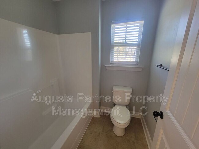 Building Photo - 135 Langfuhr Way
