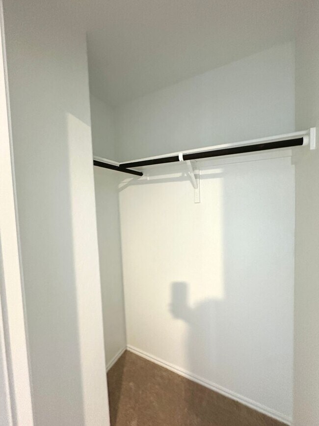 Building Photo - Coming Soon!  Late July Move in Available...