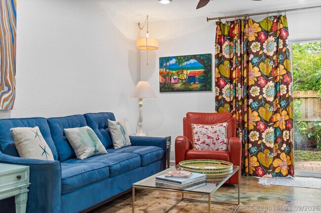 Building Photo - 1601 S Palmway