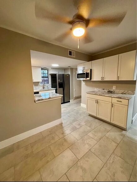 Building Photo - 5614 Harvest Hill Rd