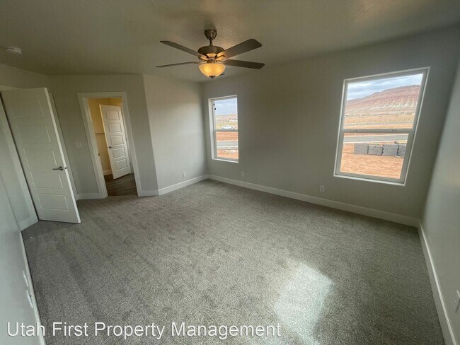 Building Photo - 3 br, 2.5 bath House - 3861 S Mustang Vall...