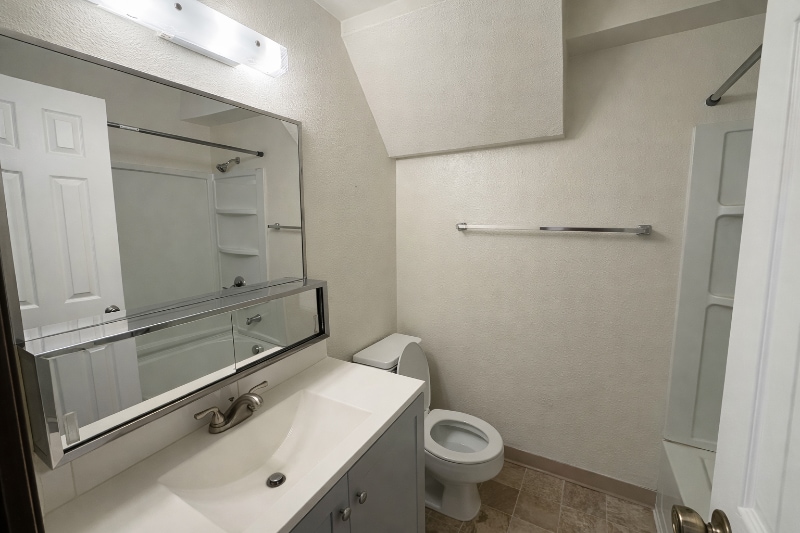 Building Photo - 139 Juniper Pl